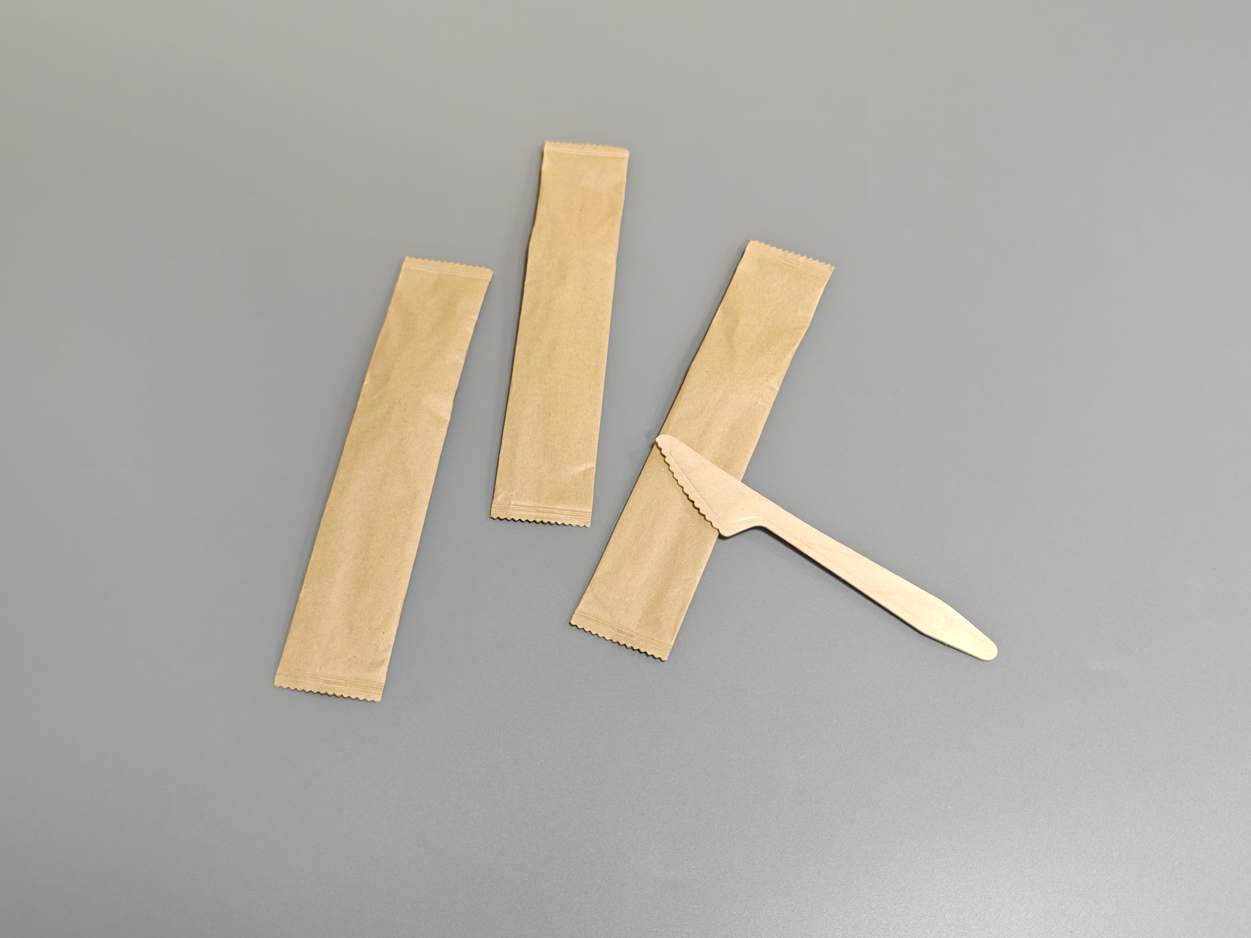 XF-WJD165 Red Flag Knife