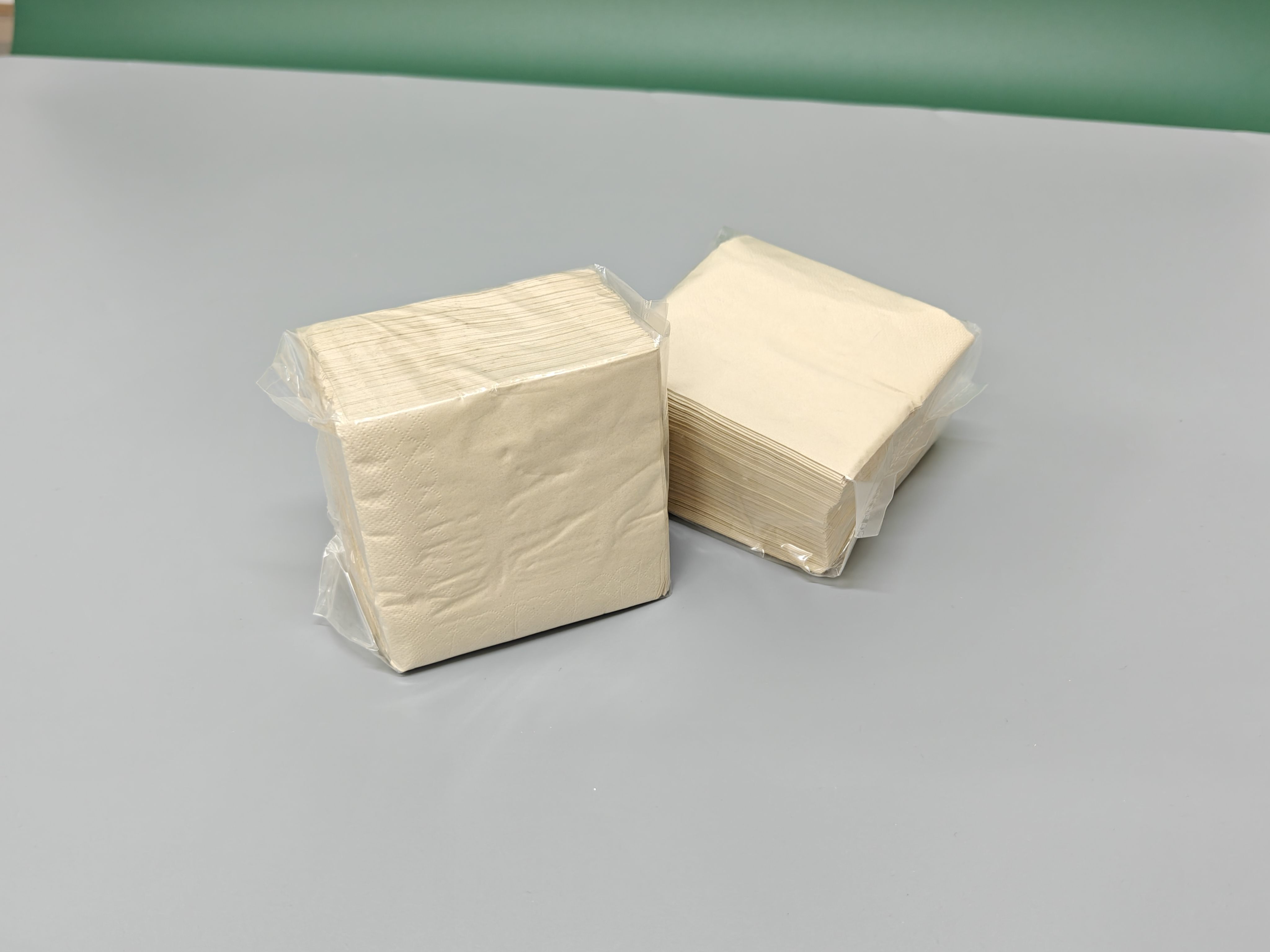 23cm*2-ply Natural-colored nap